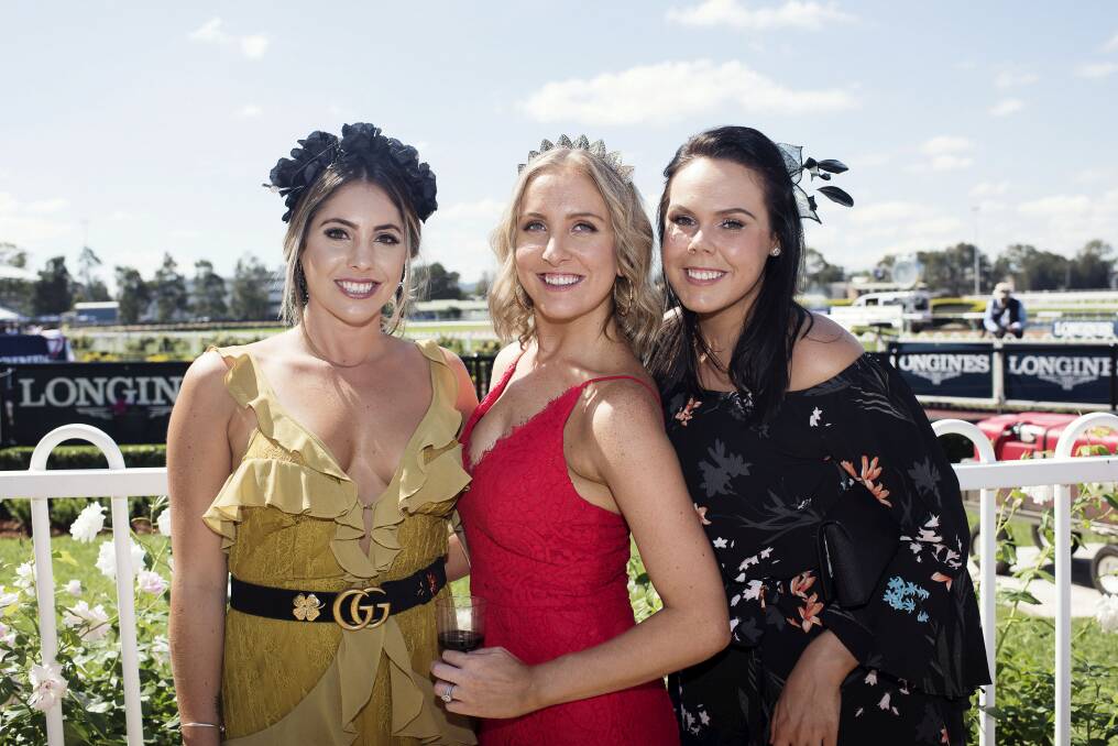 Fashion on parade at the Golden Slipper. Photo: Chris Pearce