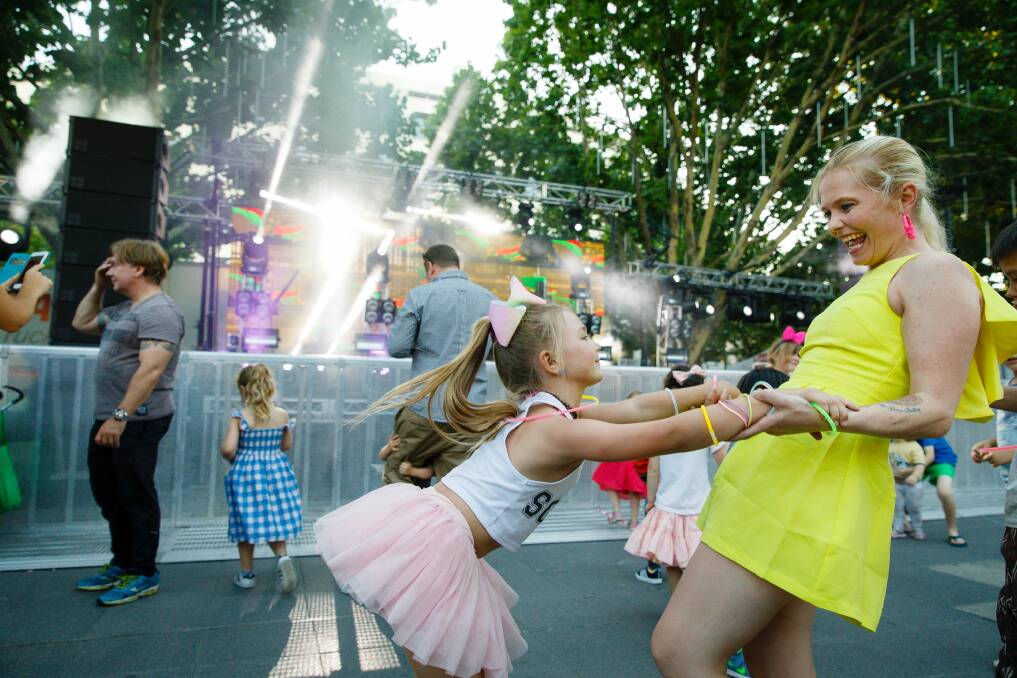 Jolene Knight dancing with her eight-year-old daughter Britney. Photo: Sitthixay Ditthavong