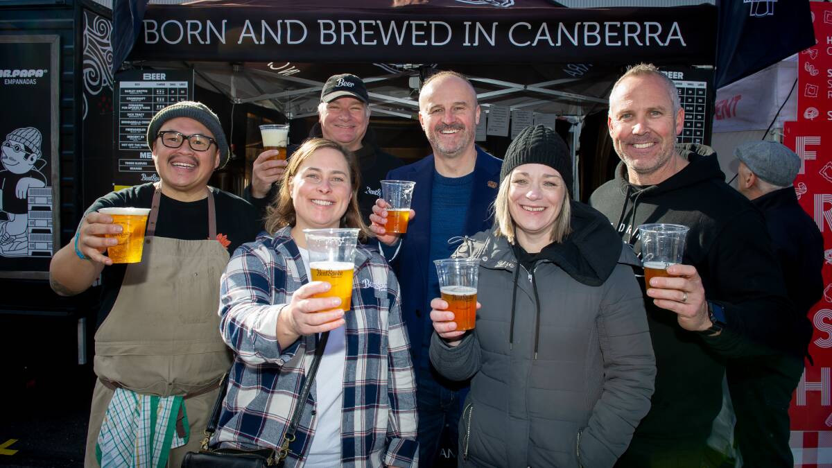 Miss Van's Andrew Duong, BentSpoke's Tracy Margrain and Richard Watkins, Forage founders Tim Bean and Belinda Neame, with ACT Chief Minister Andrew Barr, at the launch of a special collaboration beer at The Forage Winter Solstice event. Picture by Elesa Kurtz
