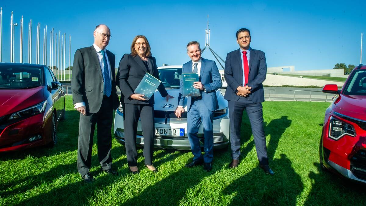 Climate change and energy minister Chris Bowen and Transport minister Catherine King with Tony Weber, chief executive Federal Chamber of Automotive Industries, and Behyad Jafari CEO Electric Vehicle Council. Picture by Karleen Minney.
