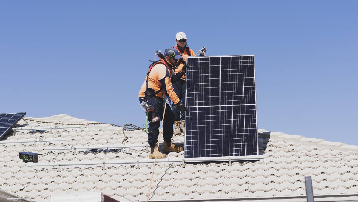 Rooftop solar output has jumped 31 per cent in the past year. Picture: Dion Georgopoulos - THE CANBERRA TIMES, ACM