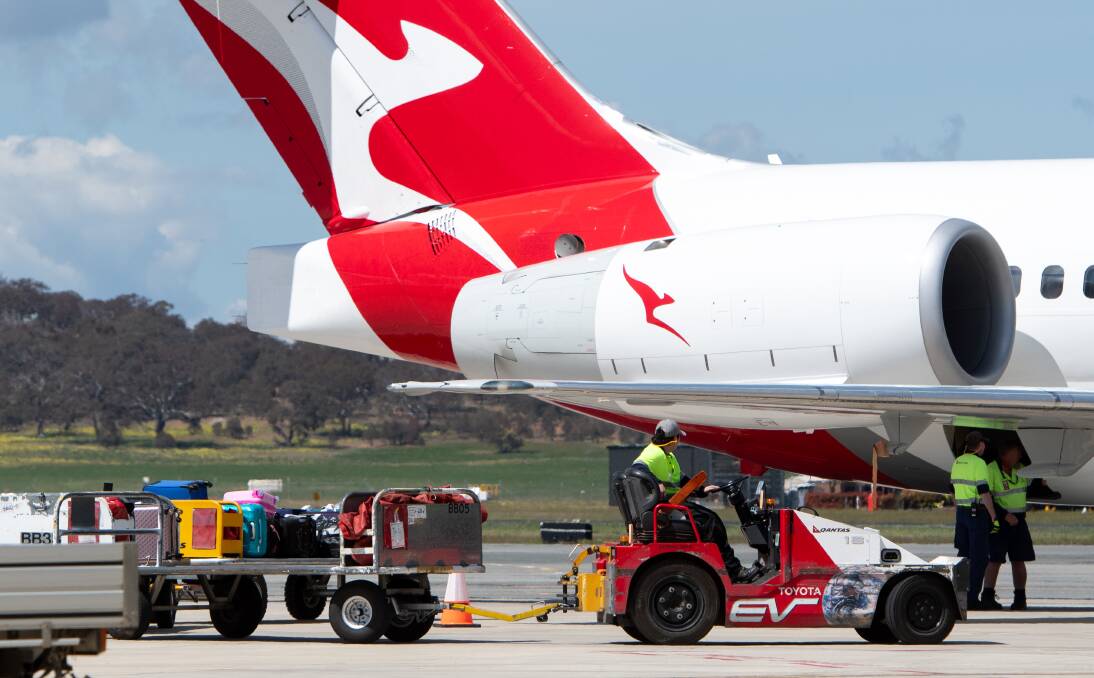 Qantas bought a substantial stake in a rival airline in 2019 without informing the competition regulator. Picture by Elesa Kurtz