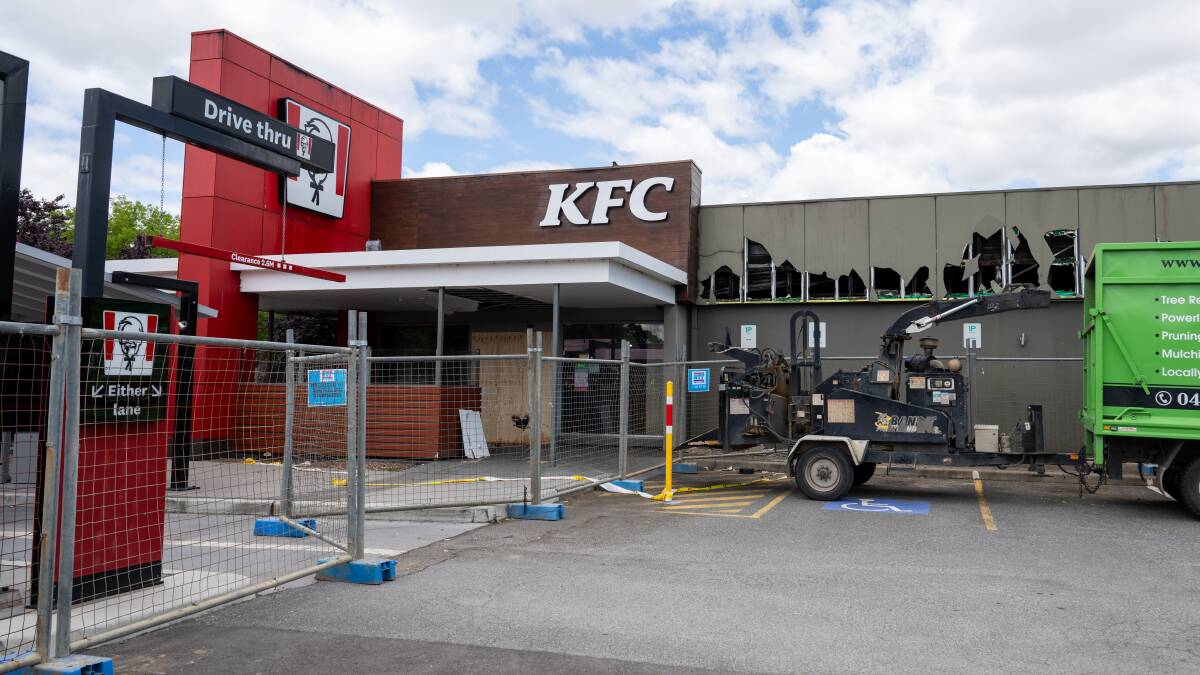 The KFC store in Greenway was extensively damaged in Wednesday's fire. Picture by Elesa Kurtz 
