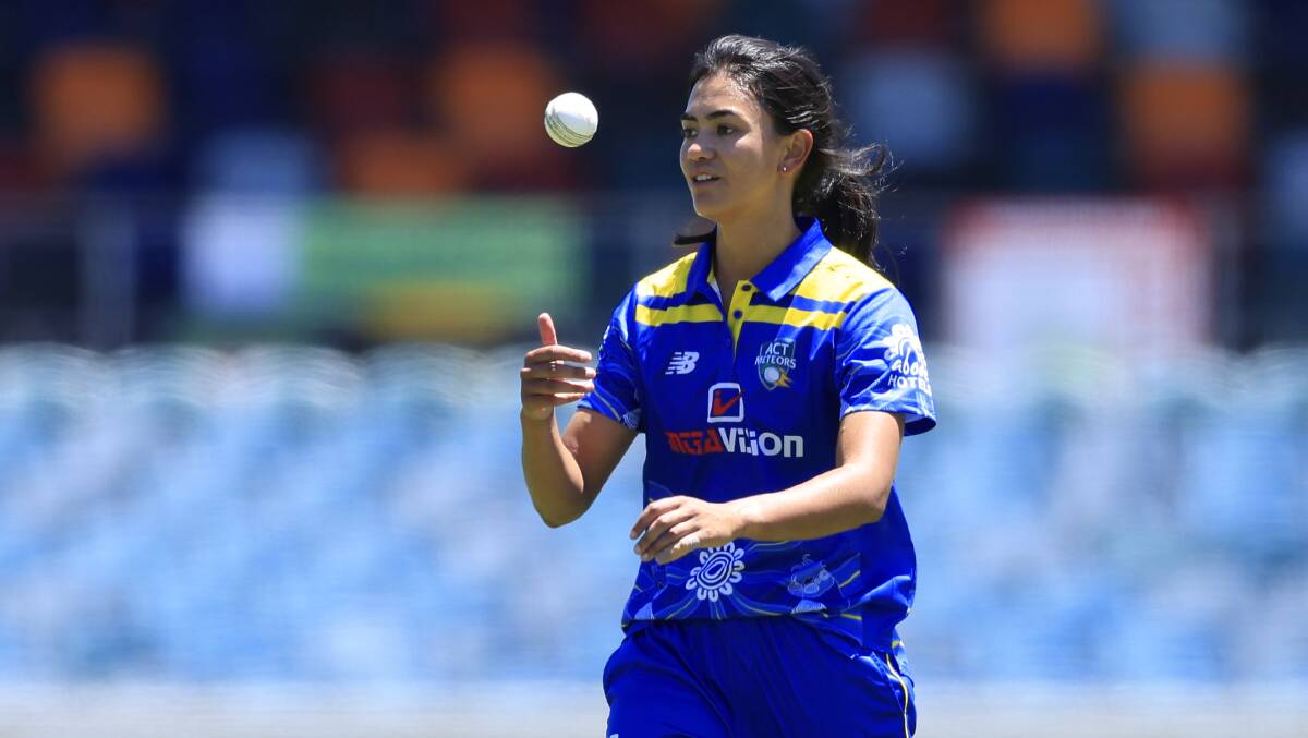 ACT quick Gabby Sutcliffe will look to bowl the Meteors to another victory this week. Picture by Keegan Carroll