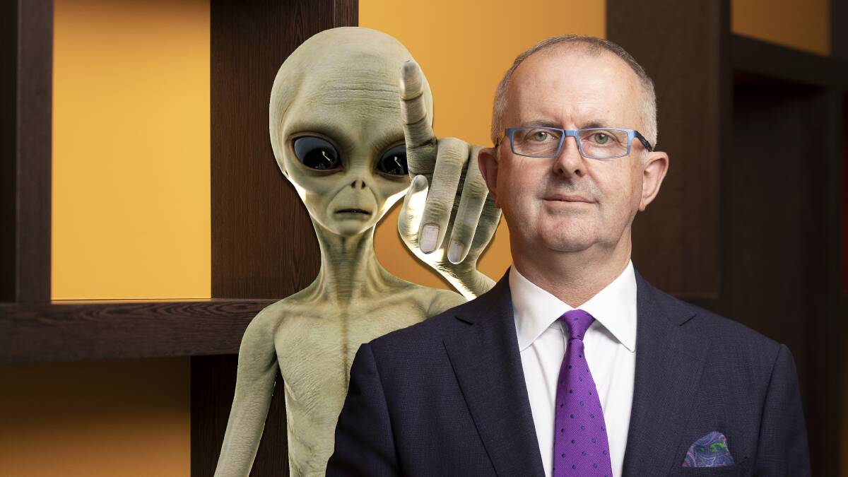 What would Australian Electoral Commissioner Tom Rogers do if Mars attacked? Pictures by Sitthixay Ditthavong, Shutterstock
