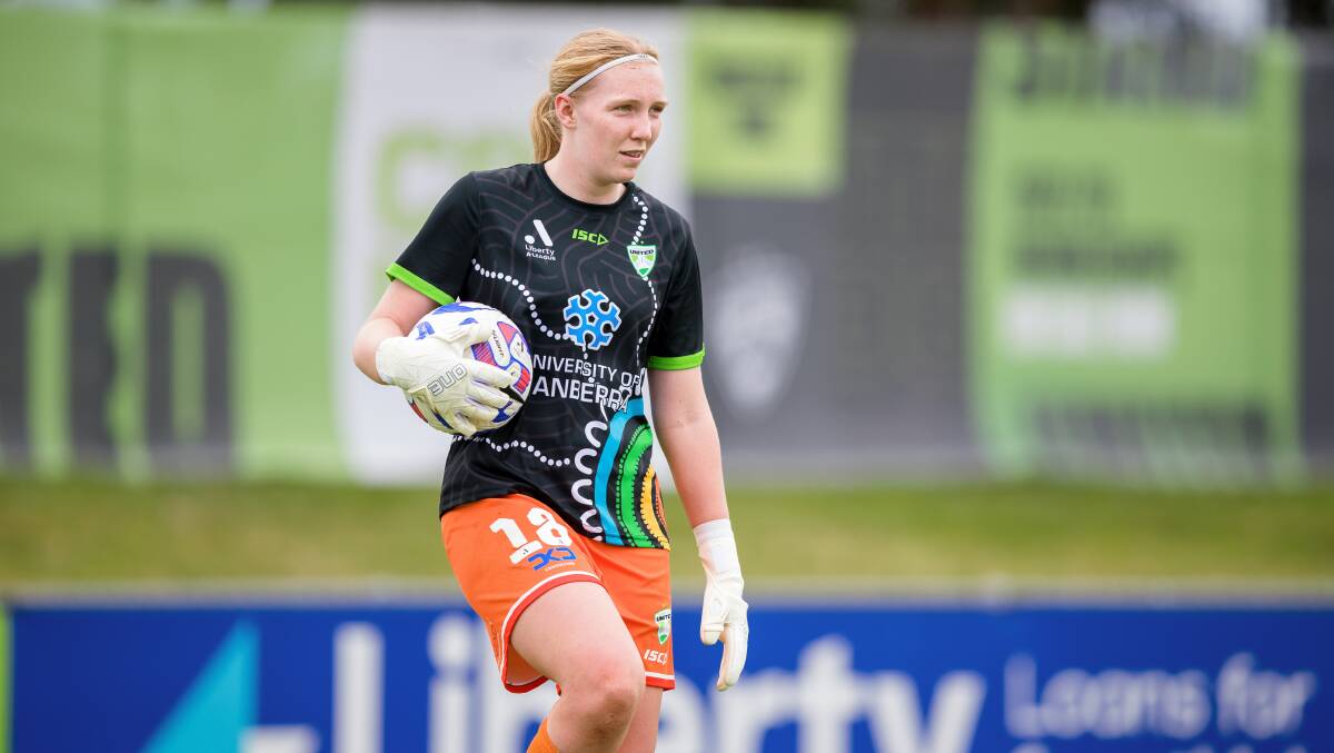 Chloe Lincoln will start for Canberra United in Saturday's clash with the Melbourne Victory. Picture by Sitthixay Ditthavong