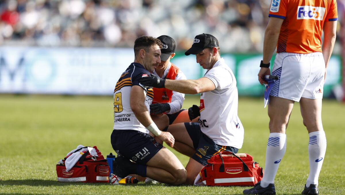 Nic White left the field with a sternum injury on Sunday afternoon. Picture by Keegan Carroll