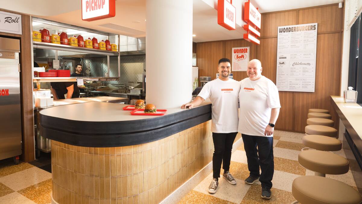 Wonderburger Kingston owners Olek Czezowski and Andrew Olejniczak. Picture by Sitthixay Ditthavong