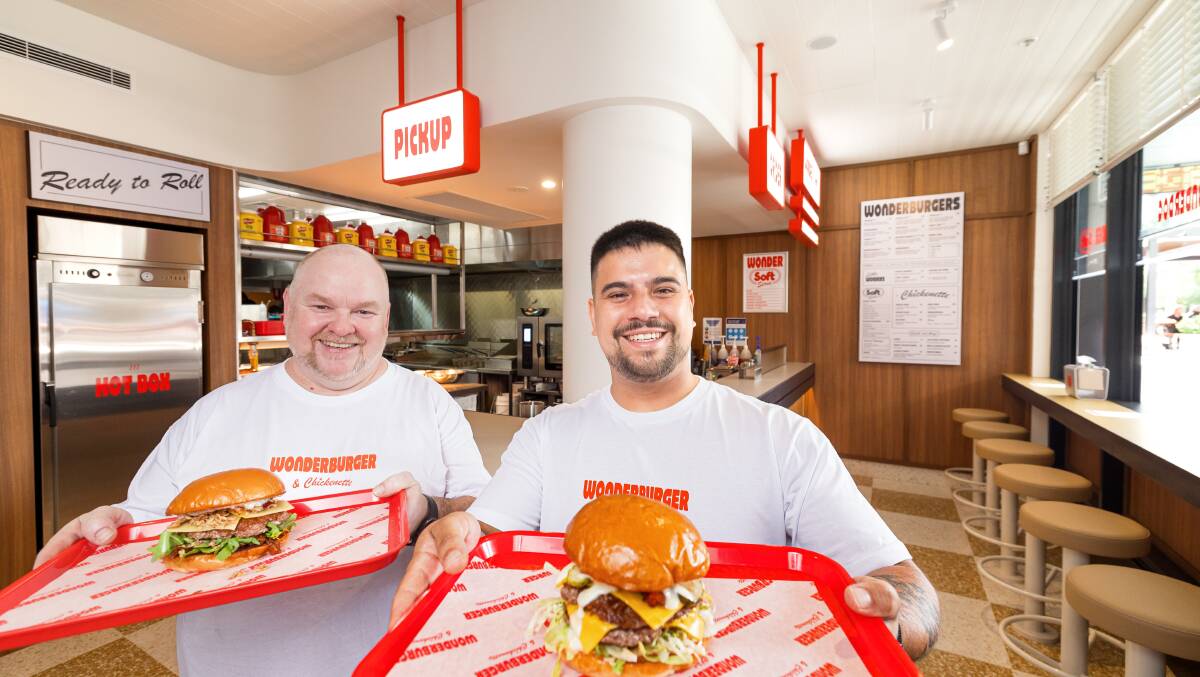 Wonderburger Kingston owners Andrew Olejniczak and Olek Czezowski. Picture by Sitthixay Ditthavong