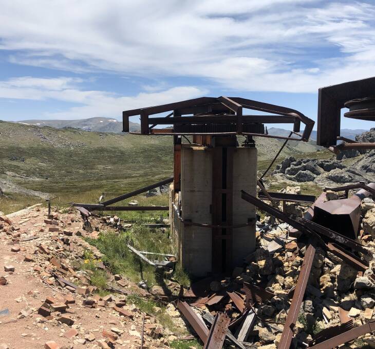 A bullwheel at the ruins of the Alpine Way to Charlotte Pass Chairlift. Picture by Stef De Montis
