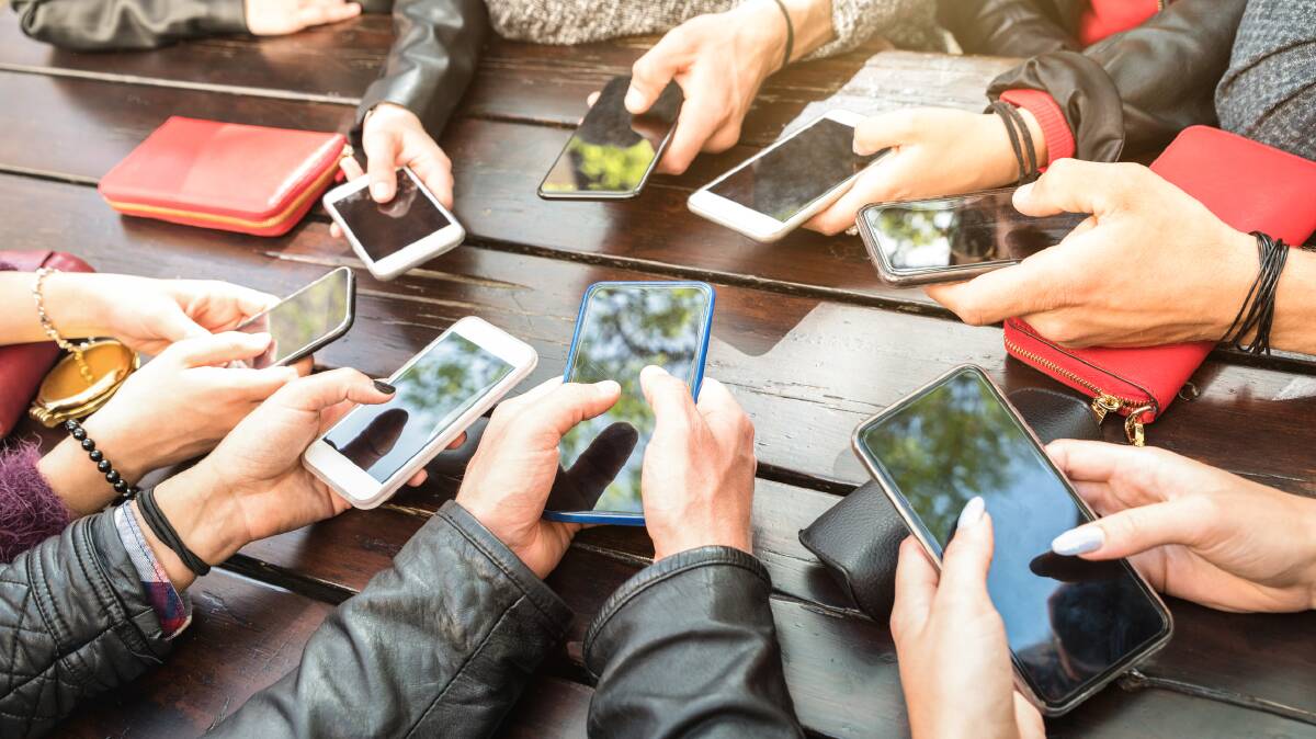 We need to end the smartphone obsession. Picture: Getty Images