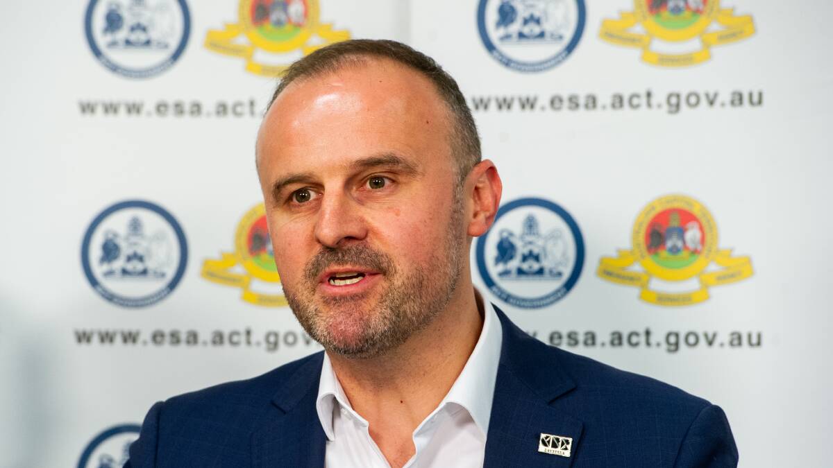 ACT Chief Minister Andrew Barr provides an update on the current bushfire situation for the ACT on Friday. Picture: Elesa Kurtz