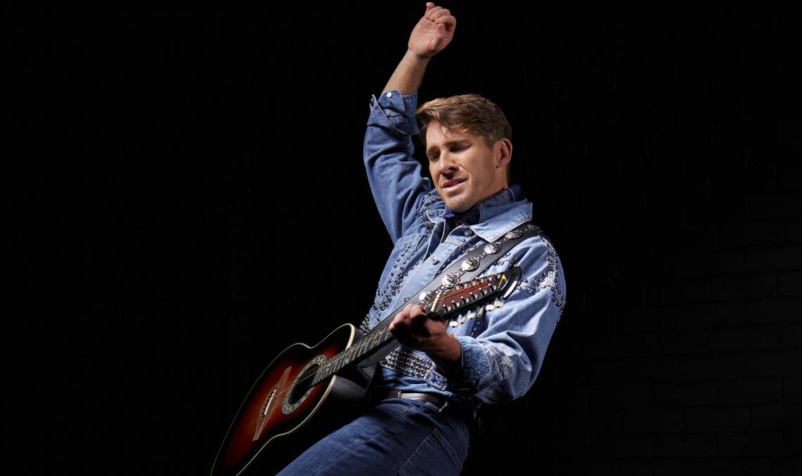 Hugh Sheridan brings Solitary Man, a night of Neil Diamond Music, to Canberra this month. Picture supplied