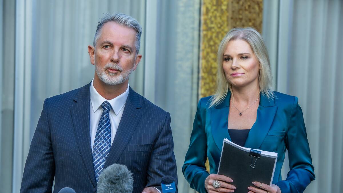 Acting Opposition Leader Jeremy Hanson and health spokeswoman Leanne Castley. Picture by Karleen Minney