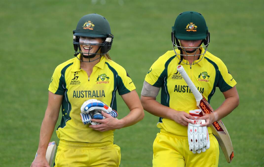 Formidable: Australian batters Ellyse Perry and Meg Lanning. Photo: Getty Images