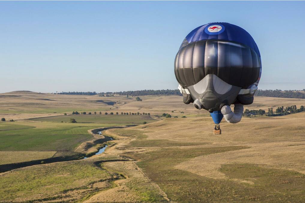 Gang Gang: The RAAF's new balloon?

Air Force Balloon.jpg Photo: RAAF image