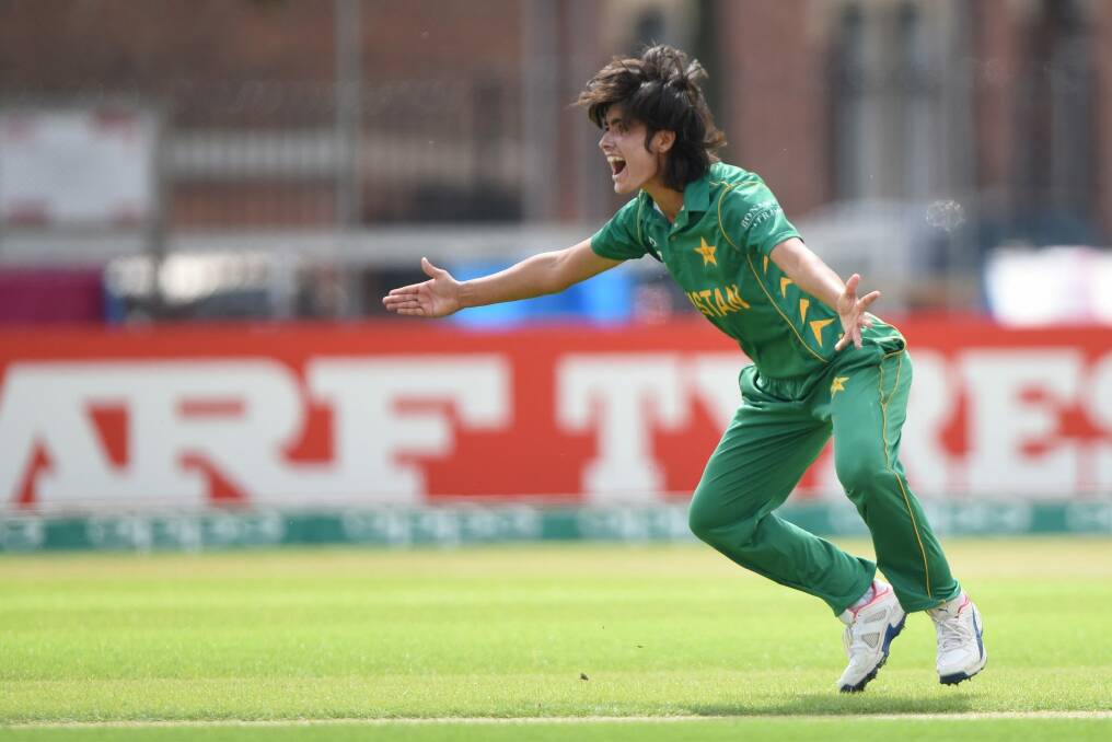 Diana Baig of Pakistan appeals during the World Cup match. Photo: Getty Images