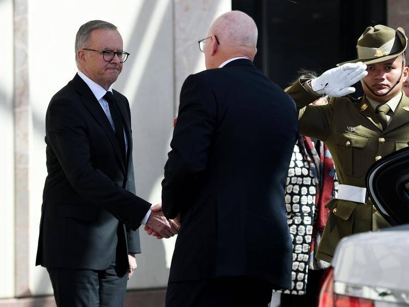 The PM says questions about a republic should be held off during a time of national mourning. (Tracey Nearmy/AAP PHOTOS)
