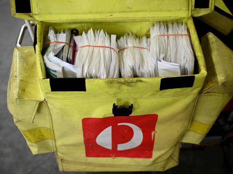 Australia Post says letter activity continues to fall and foot traffic is also declining. (Dan Himbrechts/AAP PHOTOS)