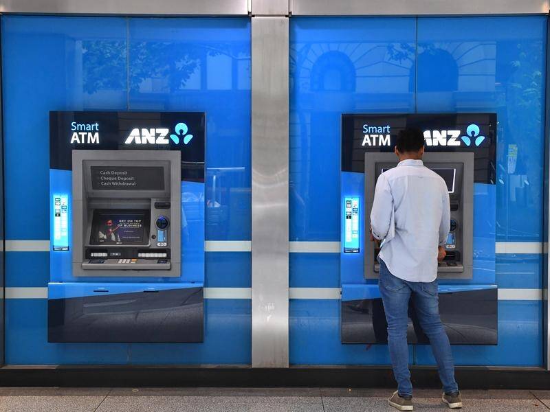 ANZ, Bendigo and Adelaide Bank, Commonwealth Bank and Westpac must pay back millions to customers (Mick Tsikas/AAP PHOTOS)