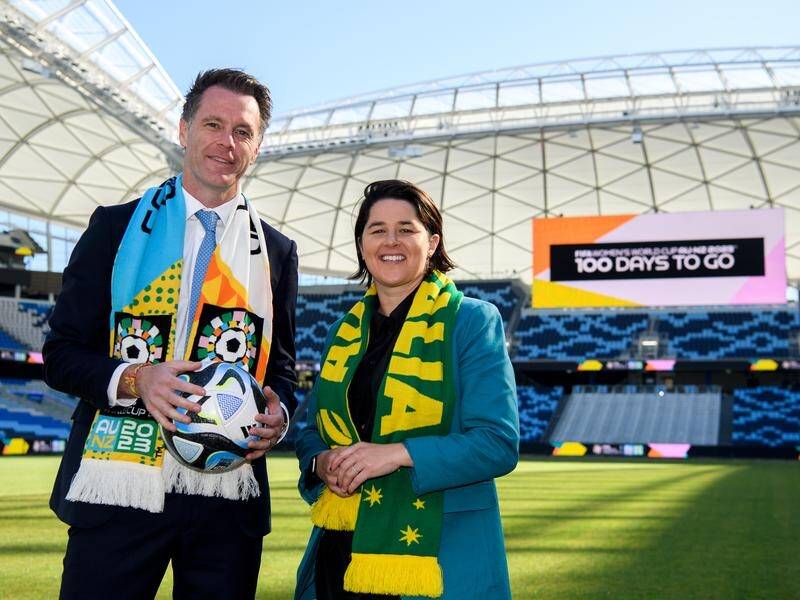 Chris Minns and ex-Matildas player Sarah Walsh at the 100 Days to Go event for the Women's World Cup (Bianca De Marchi/AAP PHOTOS)