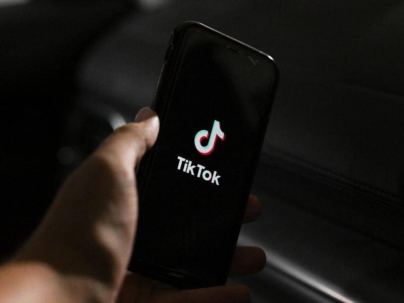 TikTok denies it breached privacy laws as the information commissioner begins investigations. (Morgan Hancock/AAP PHOTOS)
