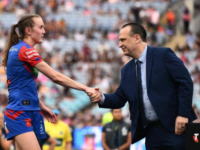 ARLC chairman Peter V'landys (R) says there are plans for Magic Round in New Zealand for the NRLW. (James Gourley/AAP PHOTOS)
