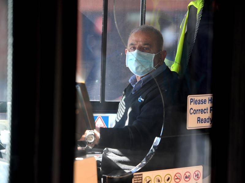 Sydney bus drivers have called off a strike after the NSW government agreed to a review of mask-use.