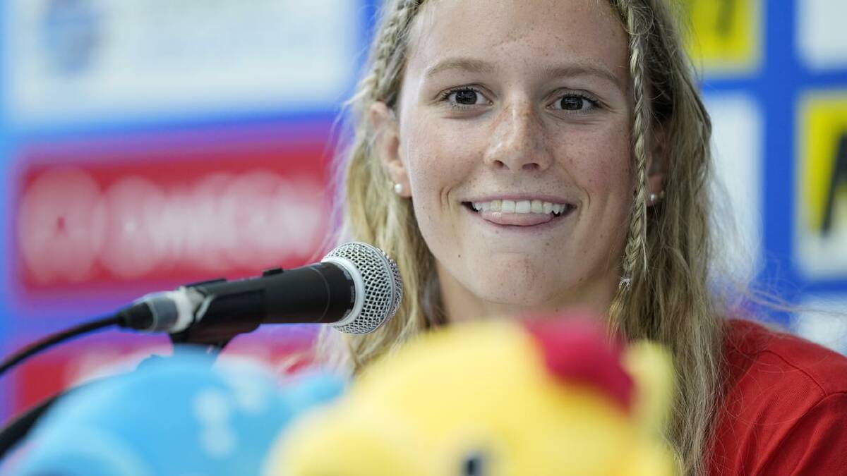 Summer McIntosh is the youngest member of the best three-sided rivalry in world swimming. (AP PHOTO)