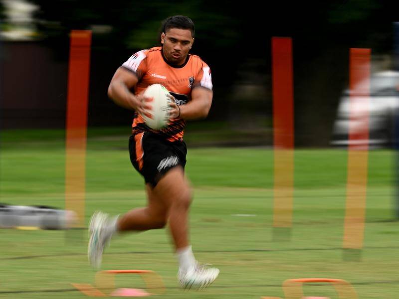 Wests Tigers have released New Zealand Test forward Isaiah Papali'i to join Penrith. (Dan Himbrechts/AAP PHOTOS)
