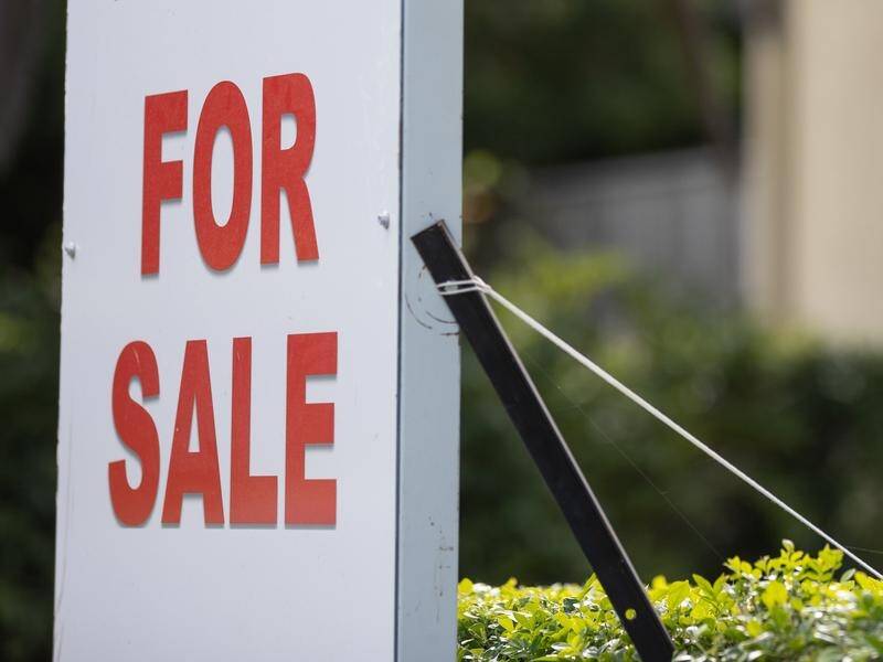 Australian house prices continued to rise in June, with Sydney and Brisbane leading the rebound. (Russell Freeman/AAP PHOTOS)