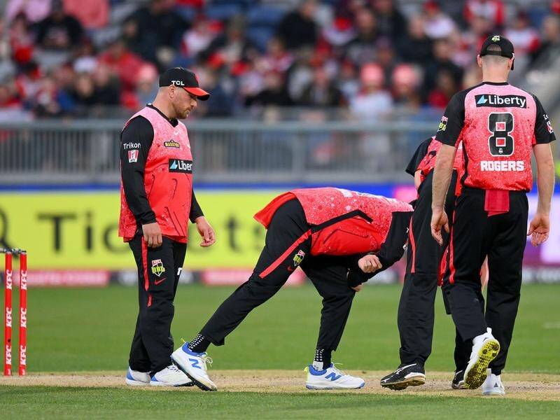 The BBL game between the Renegades and Scorchers was abandoned due to an unsafe pitch. (Morgan Hancock/AAP PHOTOS)