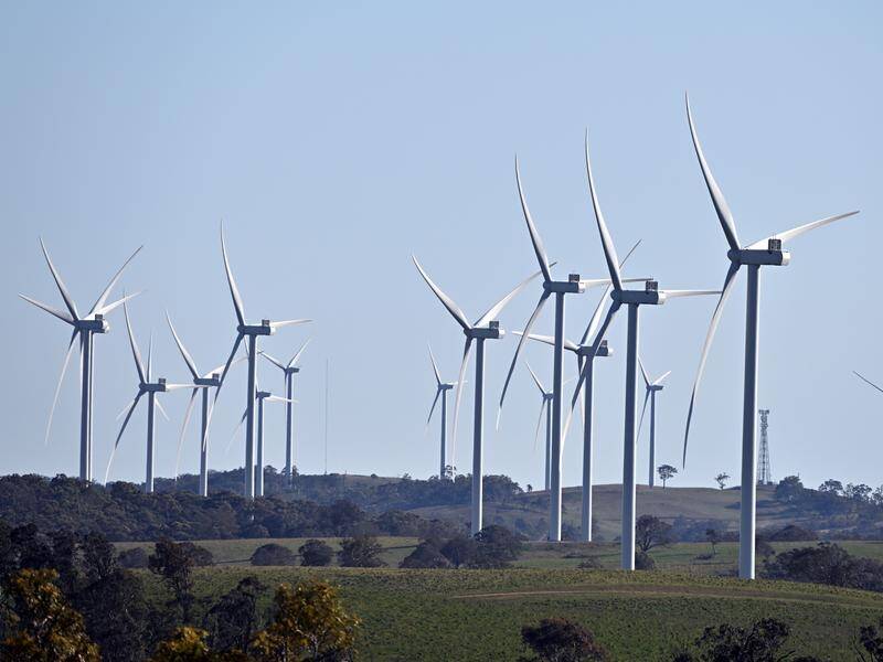 The $26 billion investment will fund renewable power, storage and transmission projects. (Mick Tsikas/AAP PHOTOS)