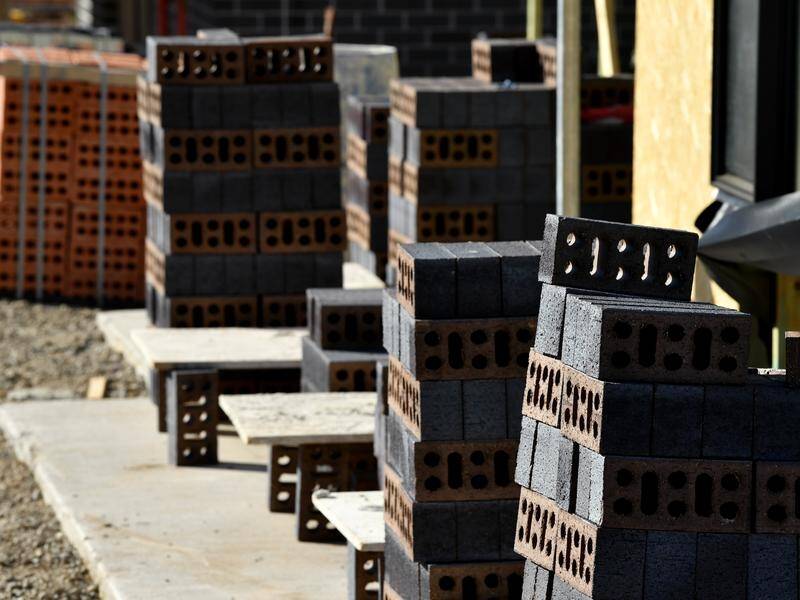 Some 750k new social and affordable homes could be funded by a super profits tax, says the CFMEU. (Joel Carrett/AAP PHOTOS)