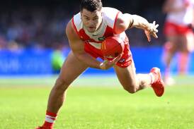 Tom Papley's ankle injury is a blow to Sydney, but not the end of their premiership challenge. Photo: Darren England/AAP PHOTOS