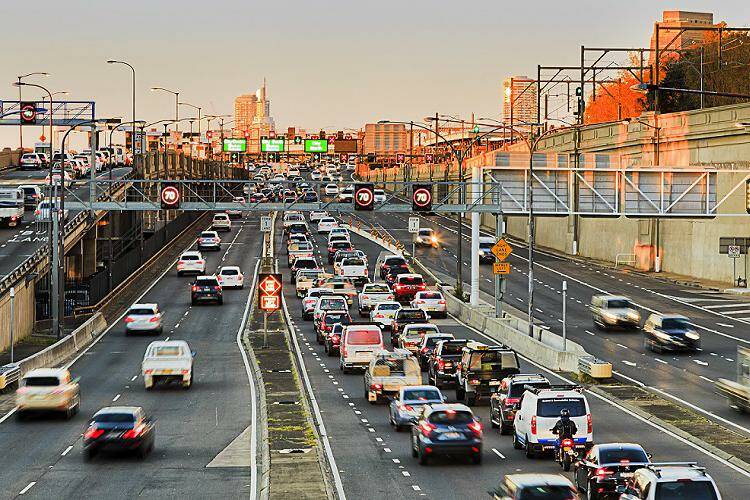 Climate group confirms cars are still essential for Australians