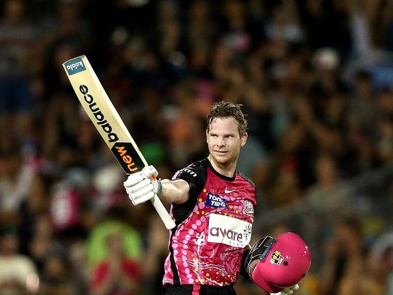 Steve Smith celebrating the Sixers' hundred that proves he's still a T20 master batter. (Jason O'BRIEN/AAP PHOTOS)
