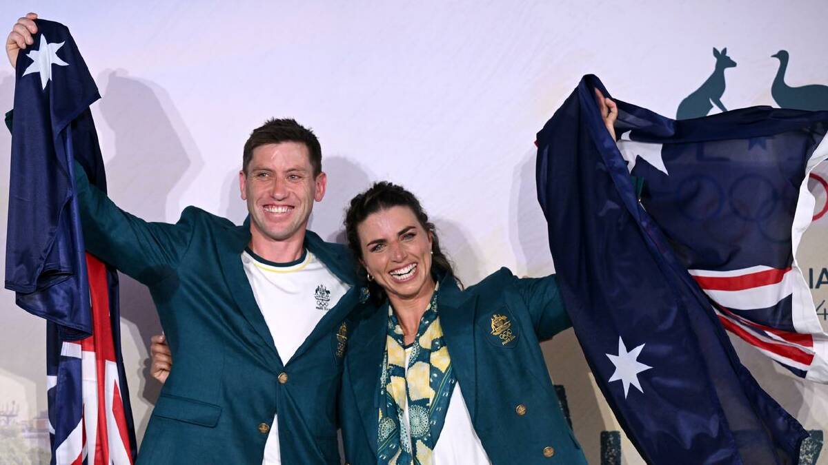 Eddie Ockenden and Jessica Fox were named Olympic flag bearers at a Paris function on Wednesday.  (Dave Hunt/AAP PHOTOS)