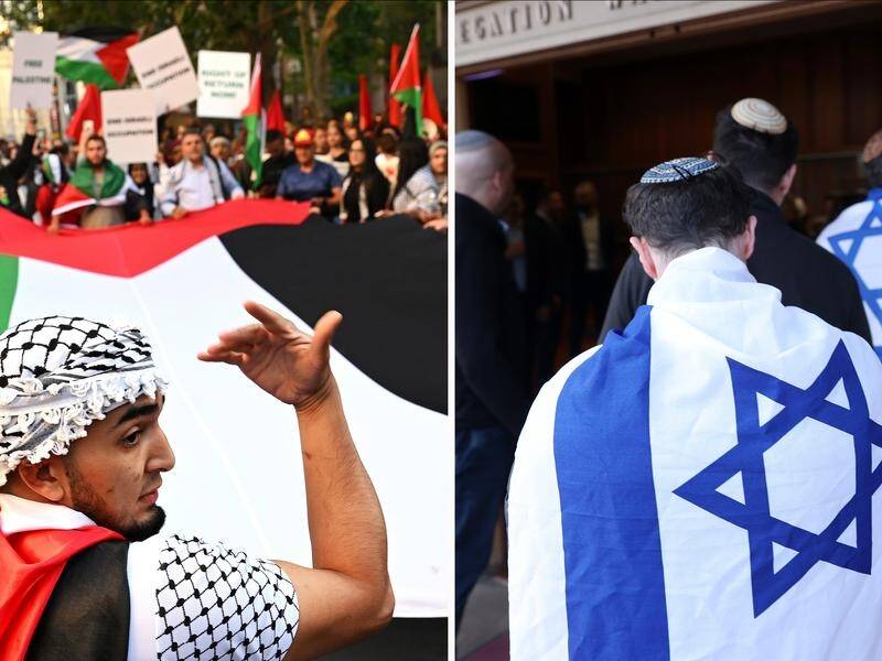 A special envoy will work with the Jewish community to tackle rising levels of anti-Semitism. (Dean Lewins/Con Chronis/AAP PHOTOS)