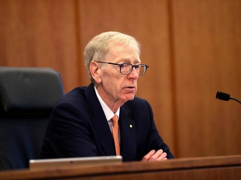 Former High Court Judge Kenneth Hayne says legal challenges to the voice are nothing to be feared. (David Geraghty/AAP PHOTOS)