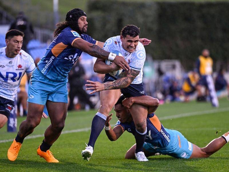 The Waratahs' Izaia Perese scored a try during the Super Rugby loss to Moana Pasifika. (Andrew Cornaga/AAP PHOTOS)