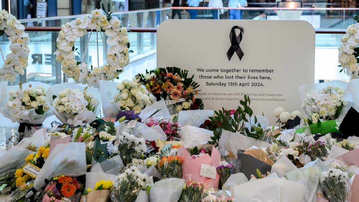 Five-of-the-six victims of the Bondi Junction stabbing spree were women. (Bianca De Marchi/AAP PHOTOS)