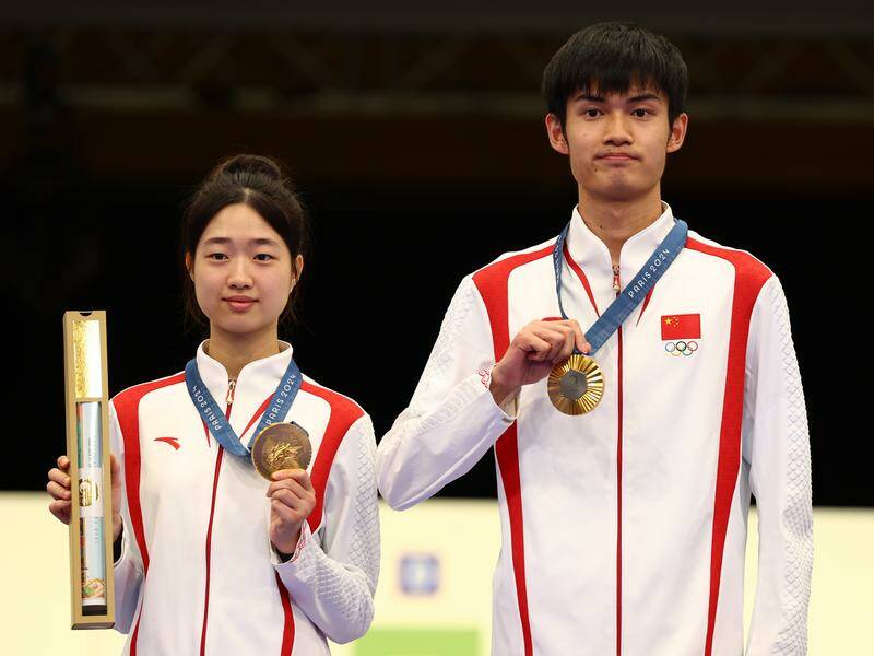 Chinese shooters Yuting Huang and Lihao Zheng won the first gold medals of the Paris Games. Photo: EPA PHOTO