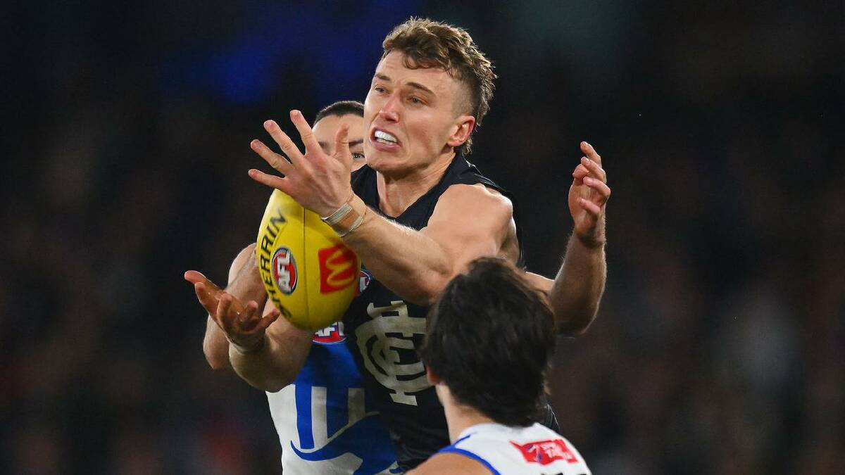 Patrick Cripps delivered his usual captain's knock, racking up a team-high 29 disposals. (Morgan Hancock/AAP PHOTOS)