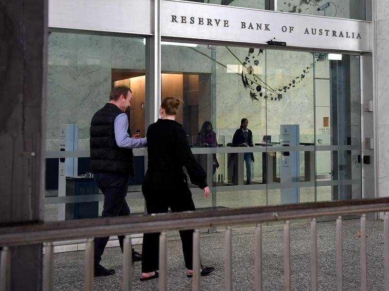 Mortgage holders will be feeling uneasy ahead of another close interest rate call. (Bianca De Marchi/AAP PHOTOS)