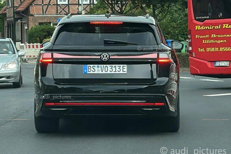 2025 VW ID.7 Electric Wagon Spotted For The First Time As